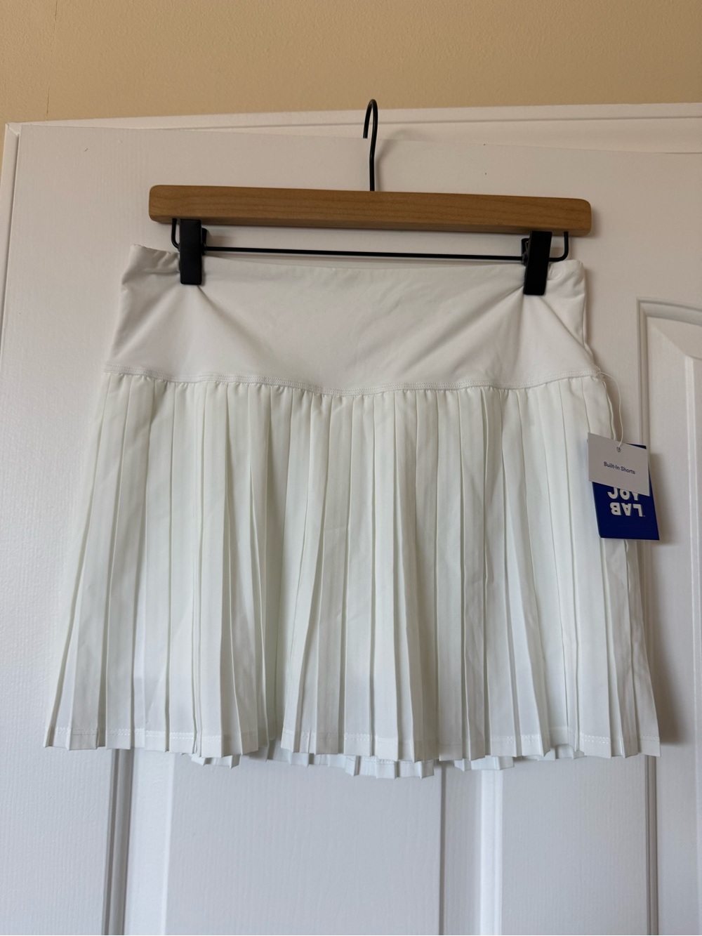 🆕 JoyLab White Pleated Mini Skirt